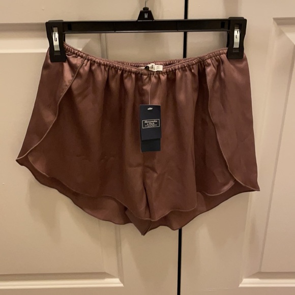 Abercrombie Satin sleep cami set with satin shorts - Picture 5 of 8